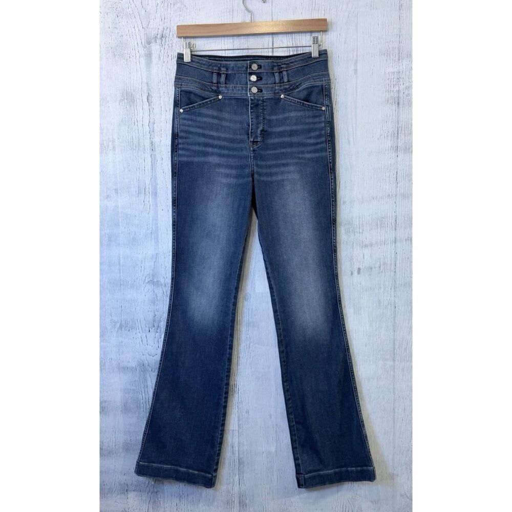 White House Black Market Extra High Rise Skinny Flare Jeans Size 6 (Fit 29x32.5)